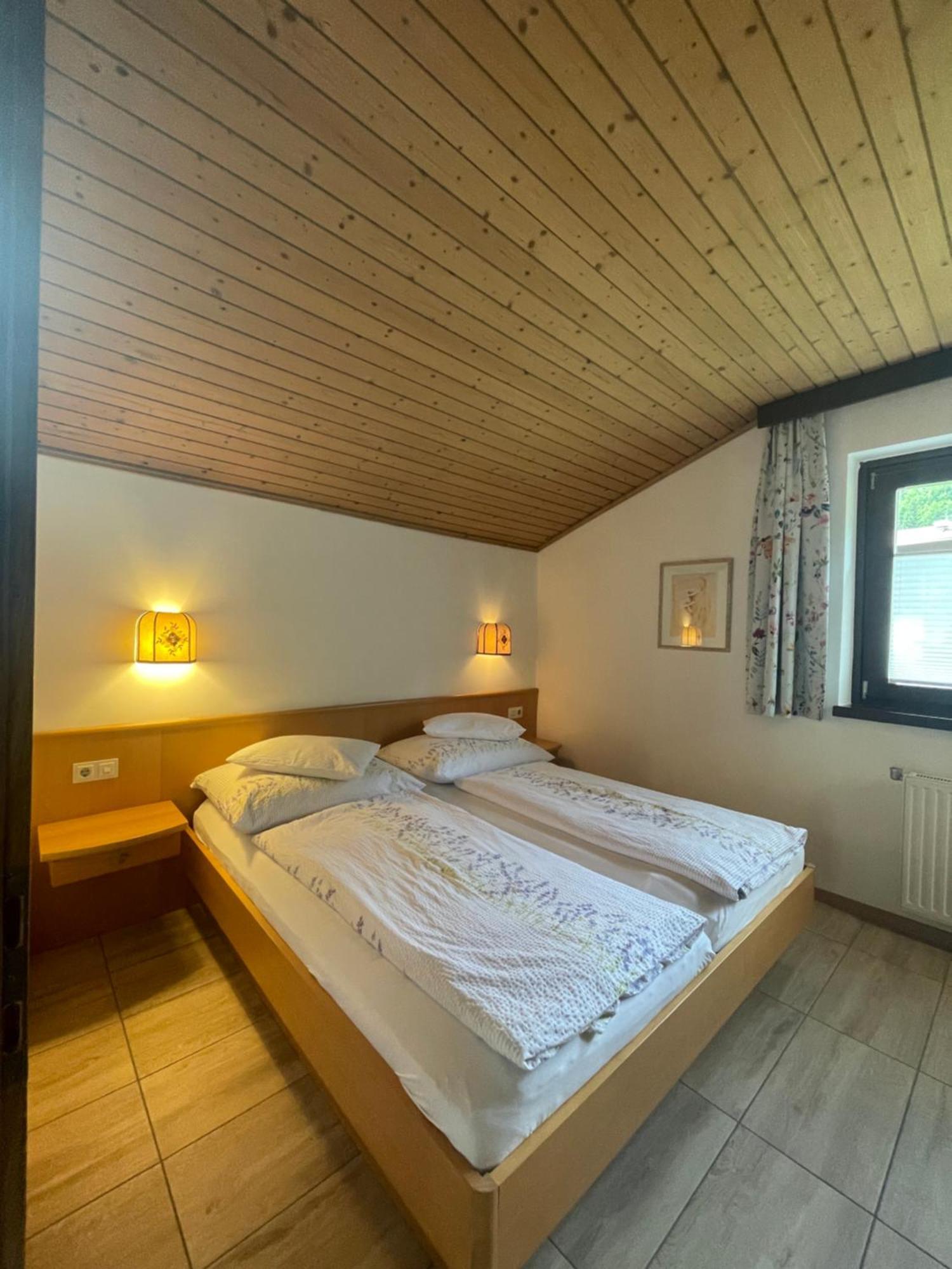 Restaurant-Pension Dorfwirt Бад Клайнкирххайм Екстериор снимка
