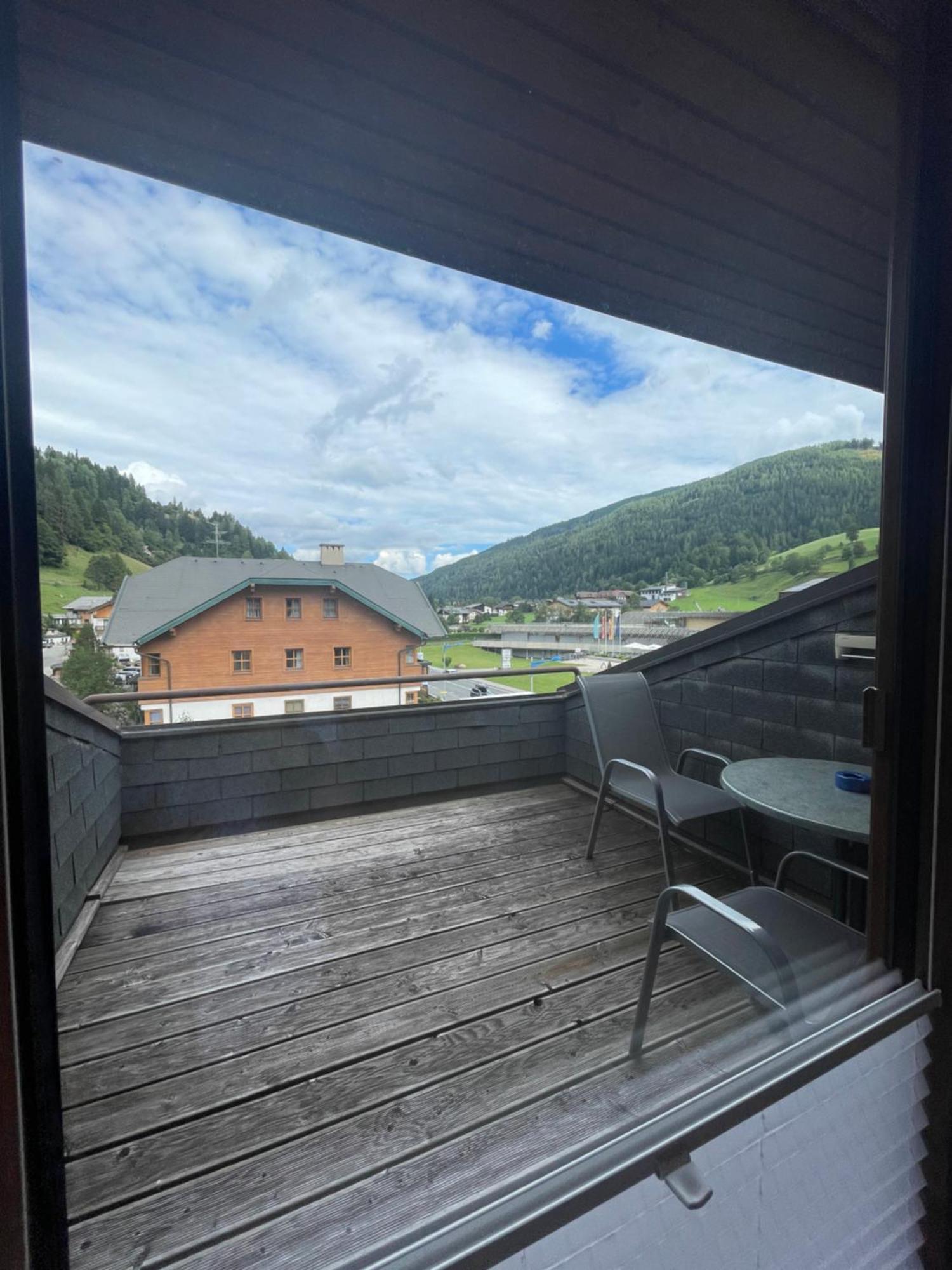 Restaurant-Pension Dorfwirt Бад Клайнкирххайм Екстериор снимка