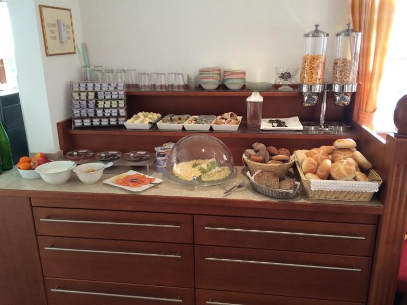 Restaurant-Pension Dorfwirt Бад Клайнкирххайм Екстериор снимка